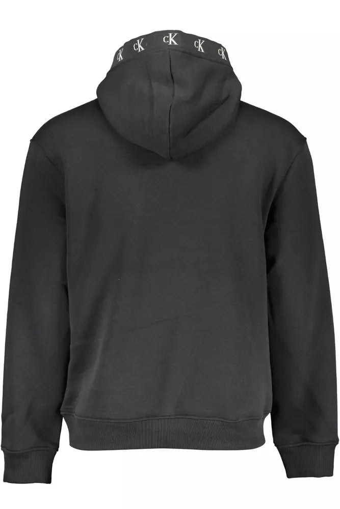 Calvin Klein Sleek Hooded Sweatshirt with Contrasting Logo