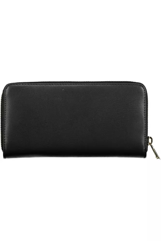 Elegant Black Wallet with Contrasting Accents